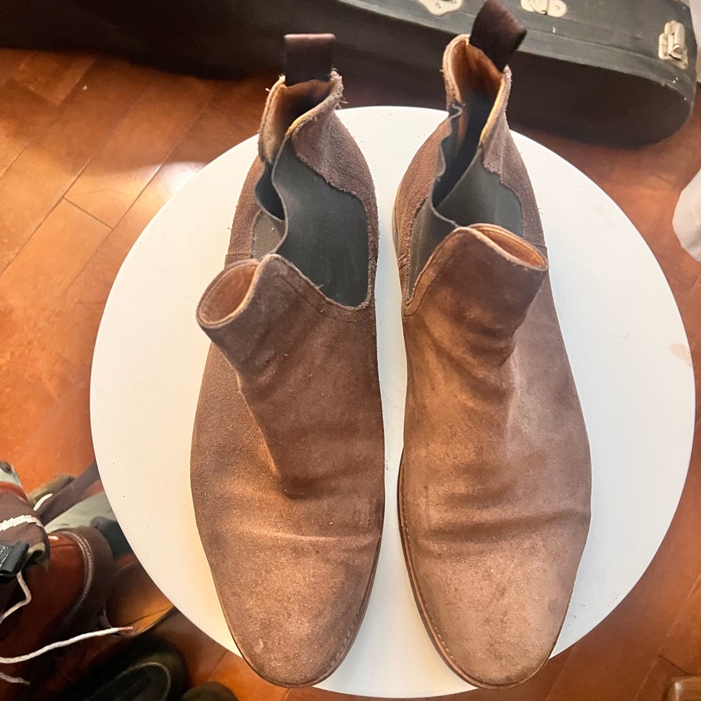 Gordon Rush Tan Suede Chelsea Boots
